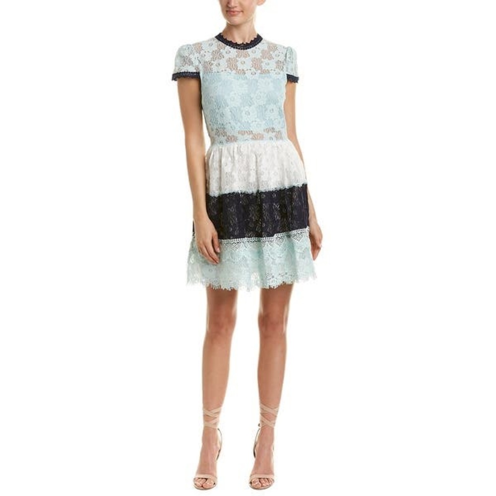 NWT Foxiedox Amelia Lace Dress Size Large
